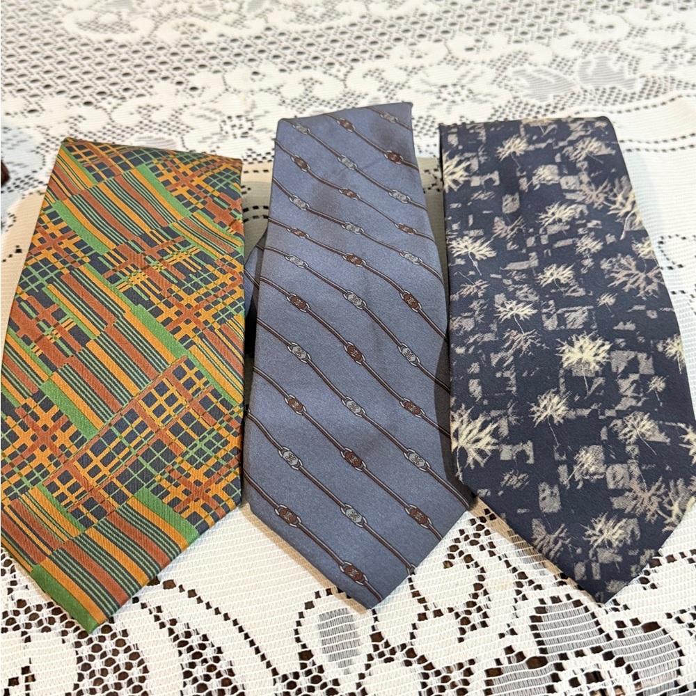 Yves Saint Laurent Silk Ties Set Bold Geometric and Elegant Patterns